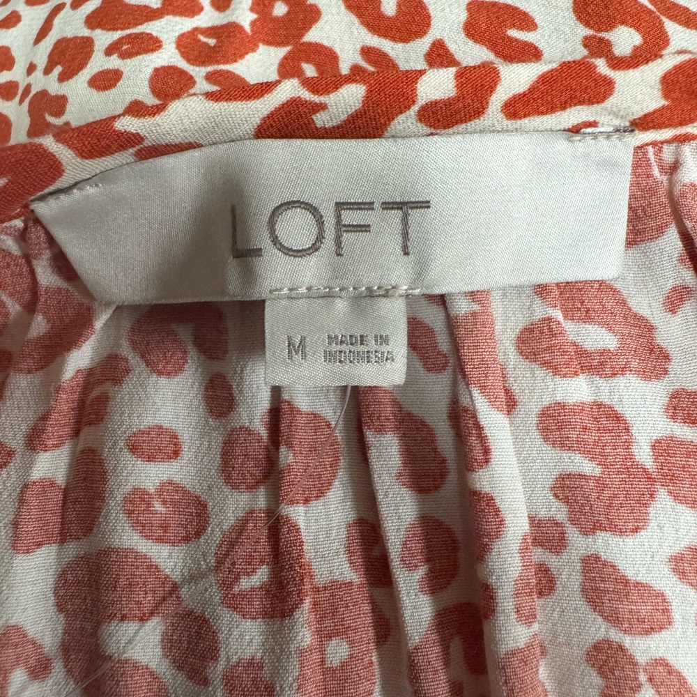 LOFT Animal Print Split Neck Dress MEDIUM NWT - Picture 3 of 4
